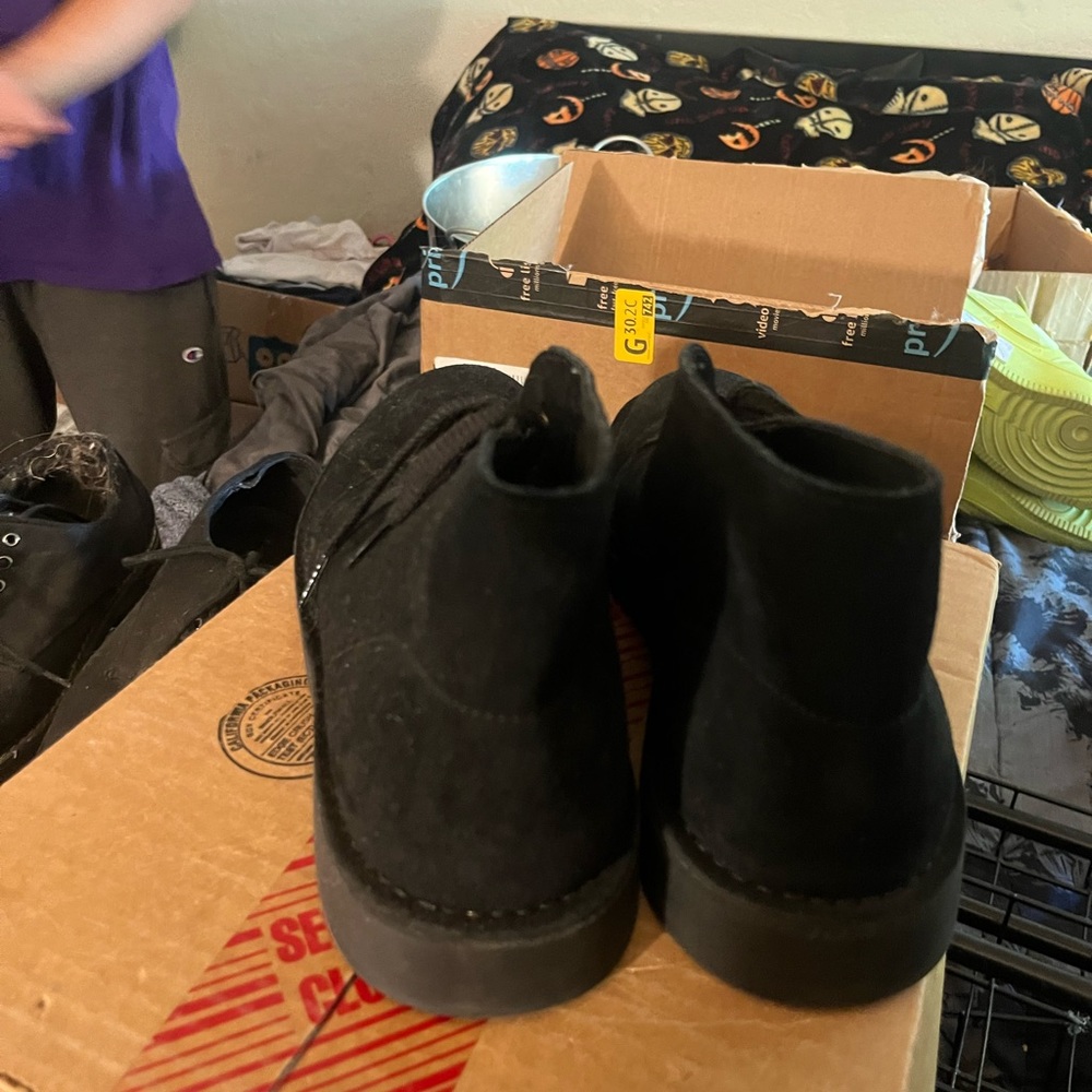 Never Been Used Only To Try On - image 5